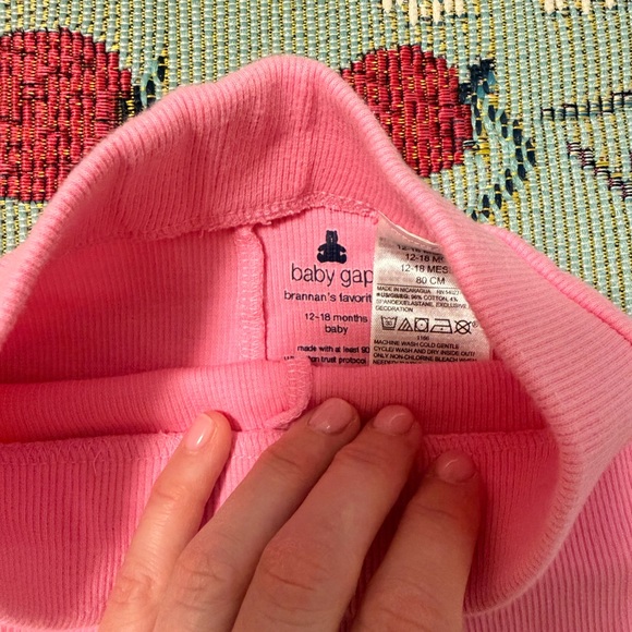 GAP Baby Pink Ribbed Set - Picture 4 of 4